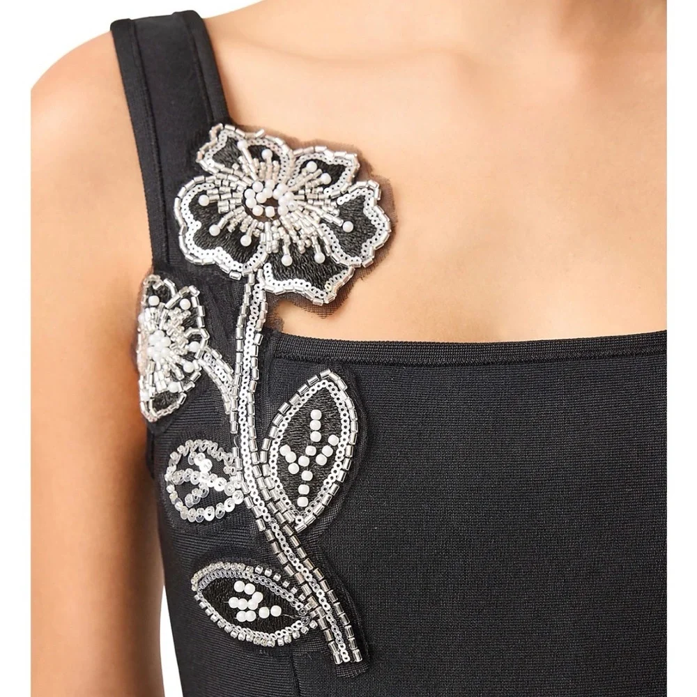 NWT - Elliatt Dress with Floral Embroidery - Super Stunning! - Picture 6 of 10